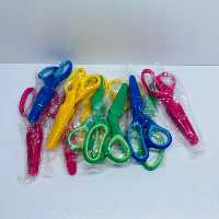 قیچی غلاف دار