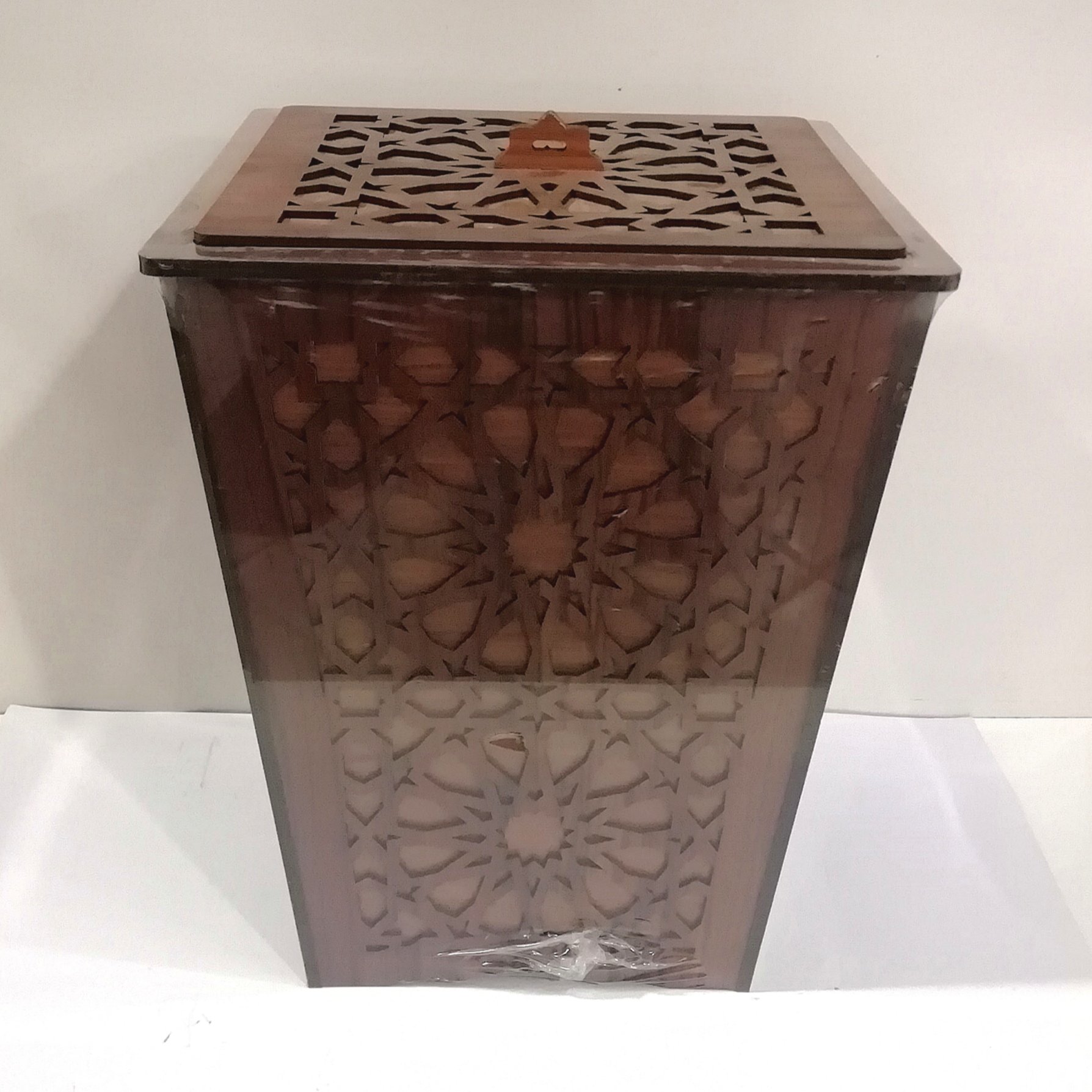 سطل زباله چوبی در دار با کیفیت عالی و جنس چوب عالی