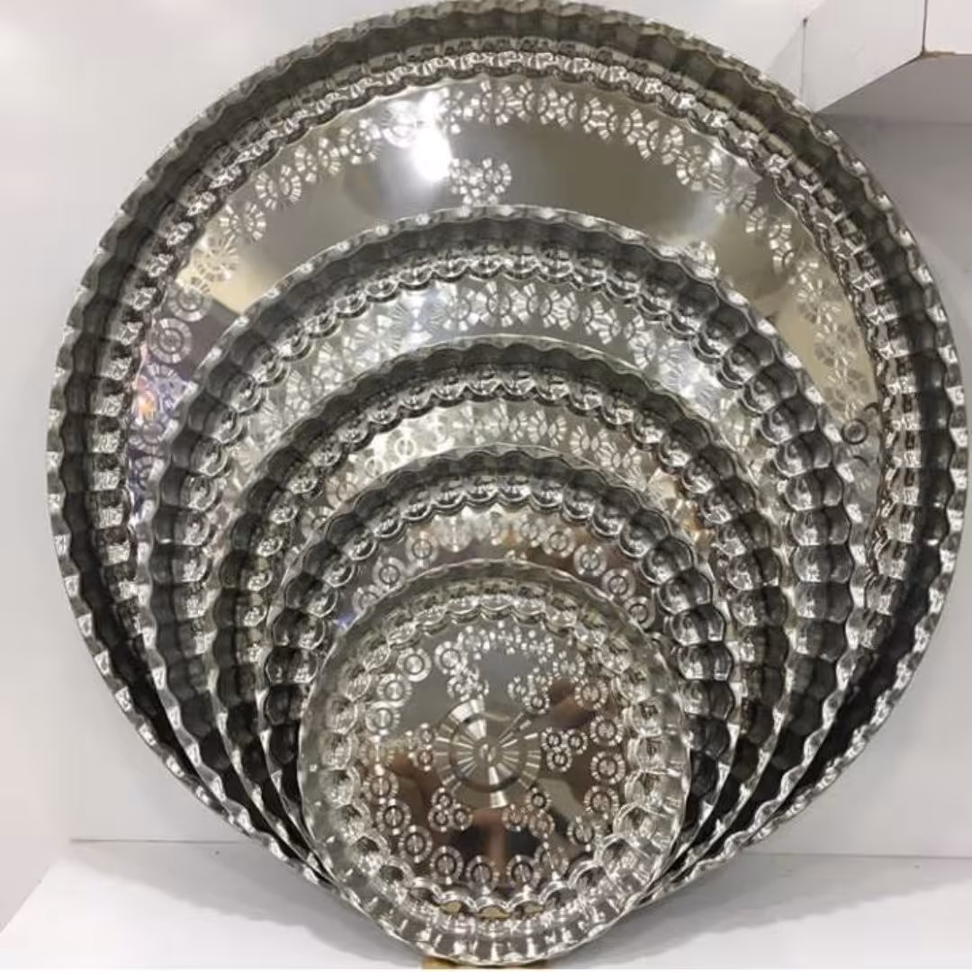 سینی استیل در اندازه های مختلف