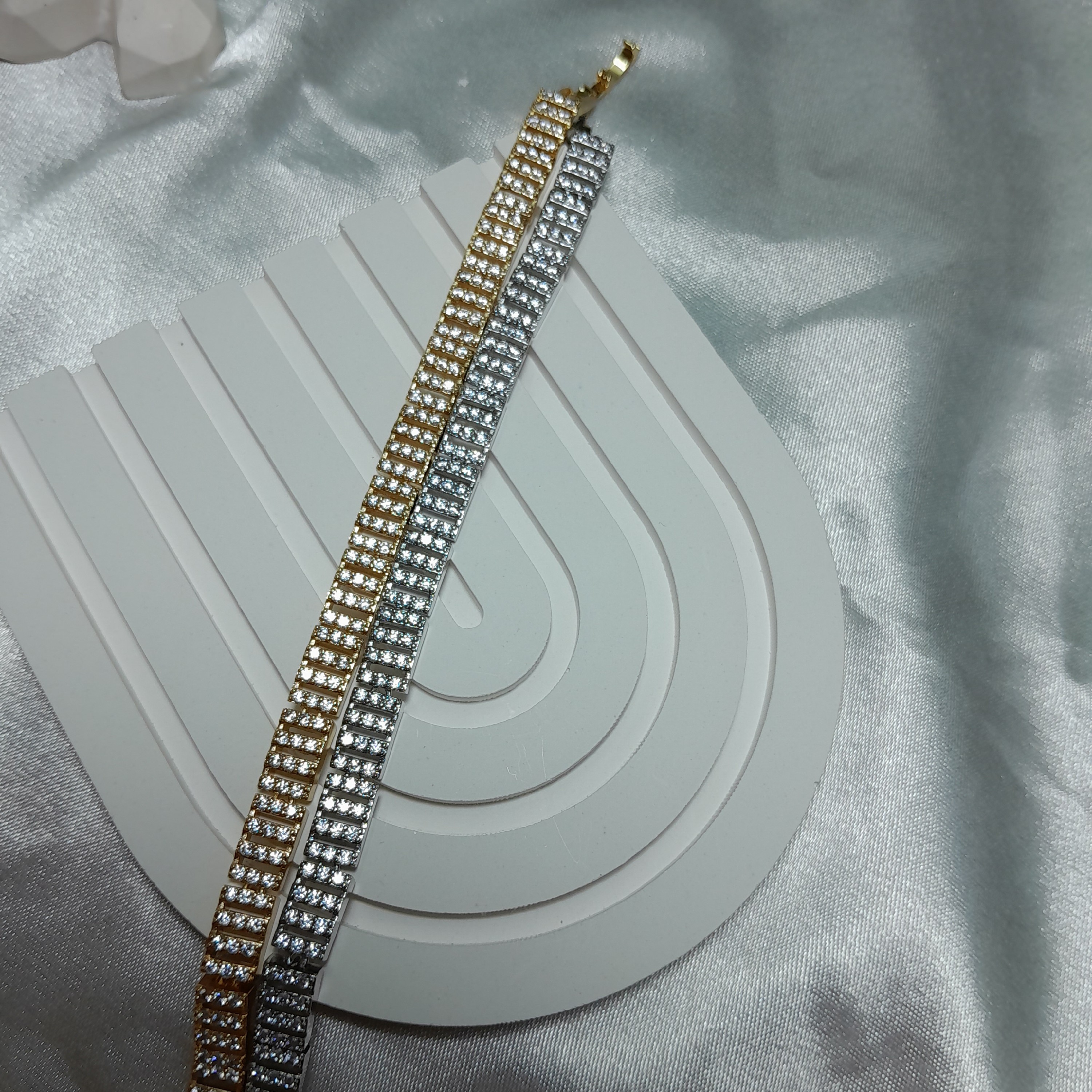 دستبند تنیسی 