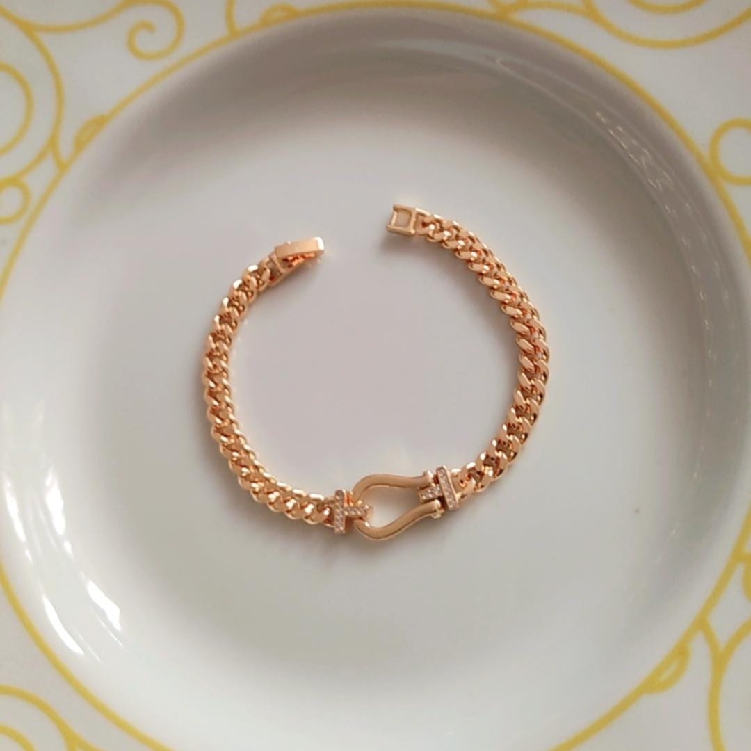 دستبندکارتیر مدل جدید با مخارج برند ysx رنگ ثابت آبکاری ویژه 