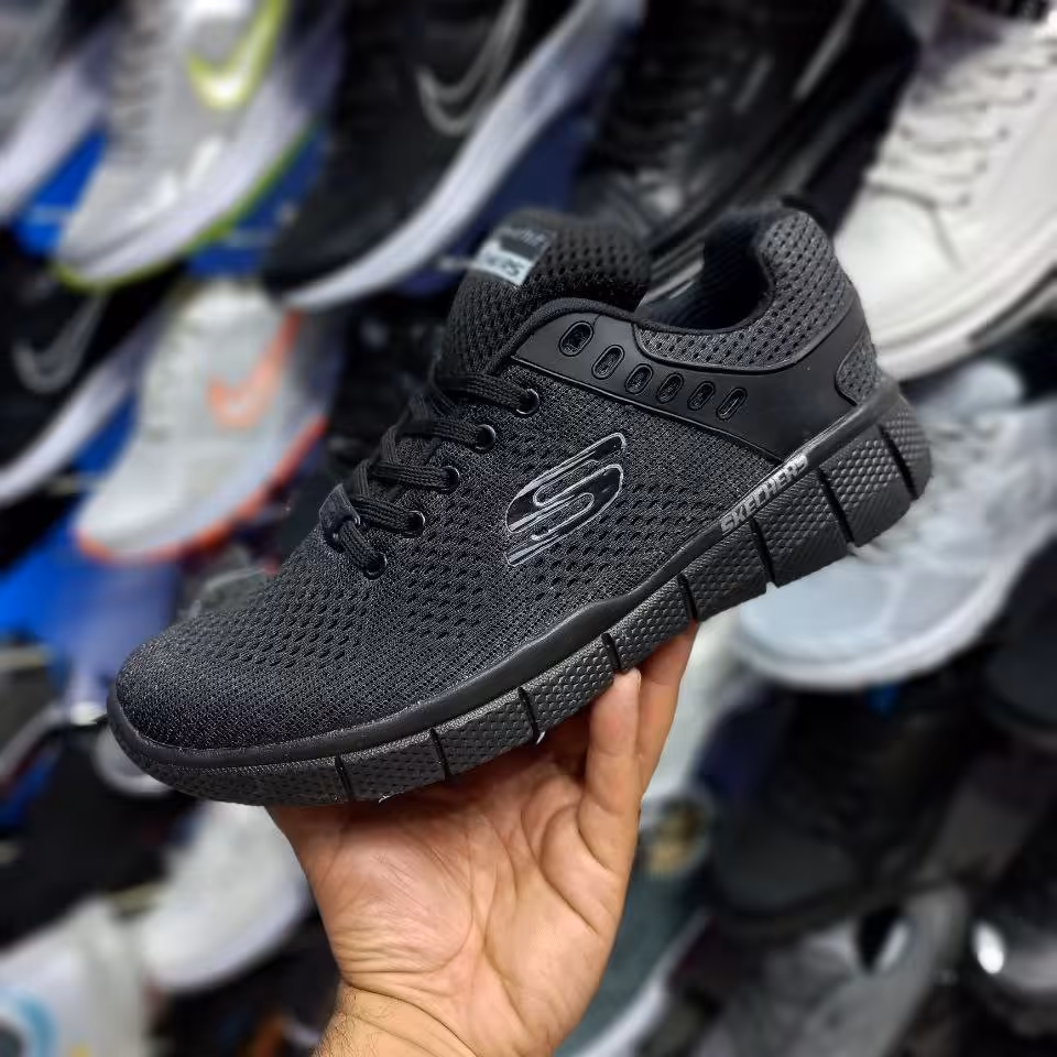 اسکیچرز جدید رنگ مشکی مردانه کیف و کفش رمیصا 