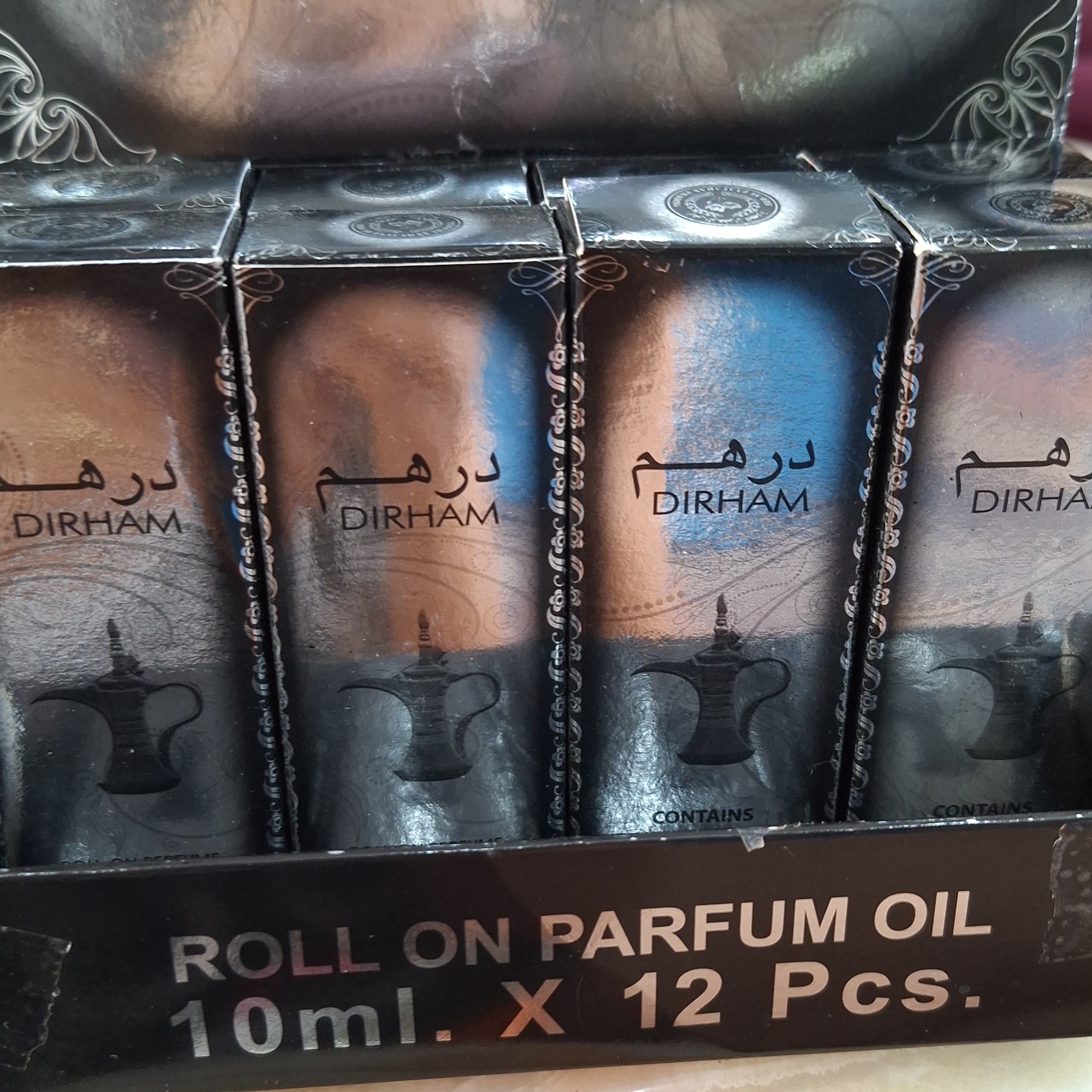 عطر عربی درهم Dirham محصول شرکت ارض الزعفران