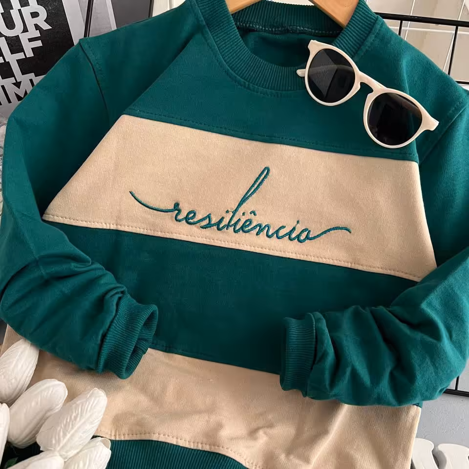 بلوز پسرانه دخترانه سایز 45/50/55/60/65 دورس پنبه در چندین طرح و رنگ زیبا ورق بزن 4سال تا بزرگسال کودک و نوجوان  تینجری 