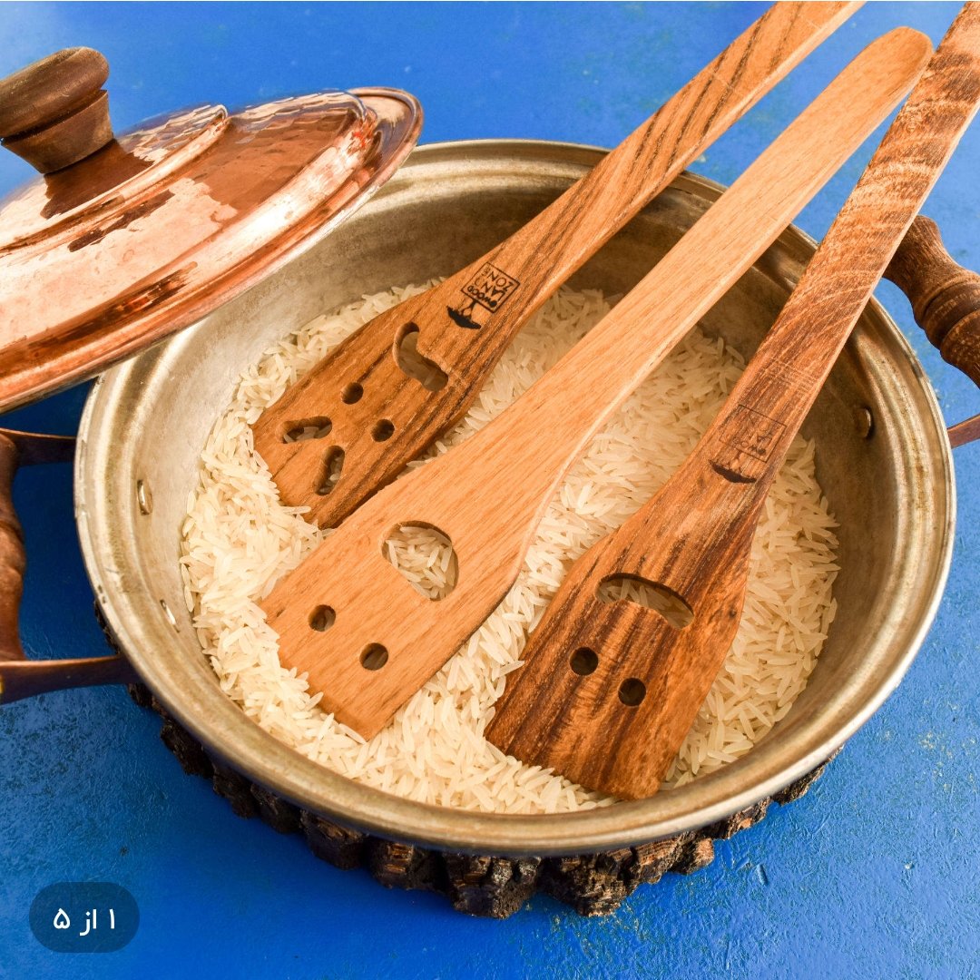 قاشق وودلندزون ایموجی سه عددی