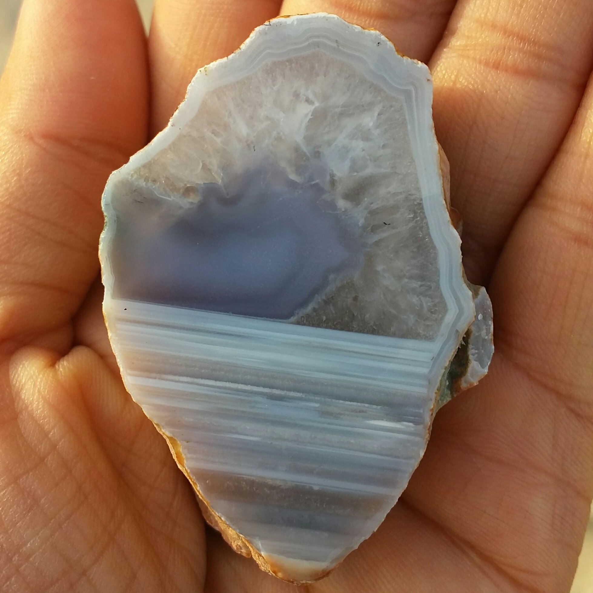 اسلایس سنگ راف عقیق سلیمانی 3 بعدی رنگی خطی منظم بسیااار کمیاب و تکرار نشدنی محشر 100 در 100 طبیعی شاهکار خلقت دیدنی