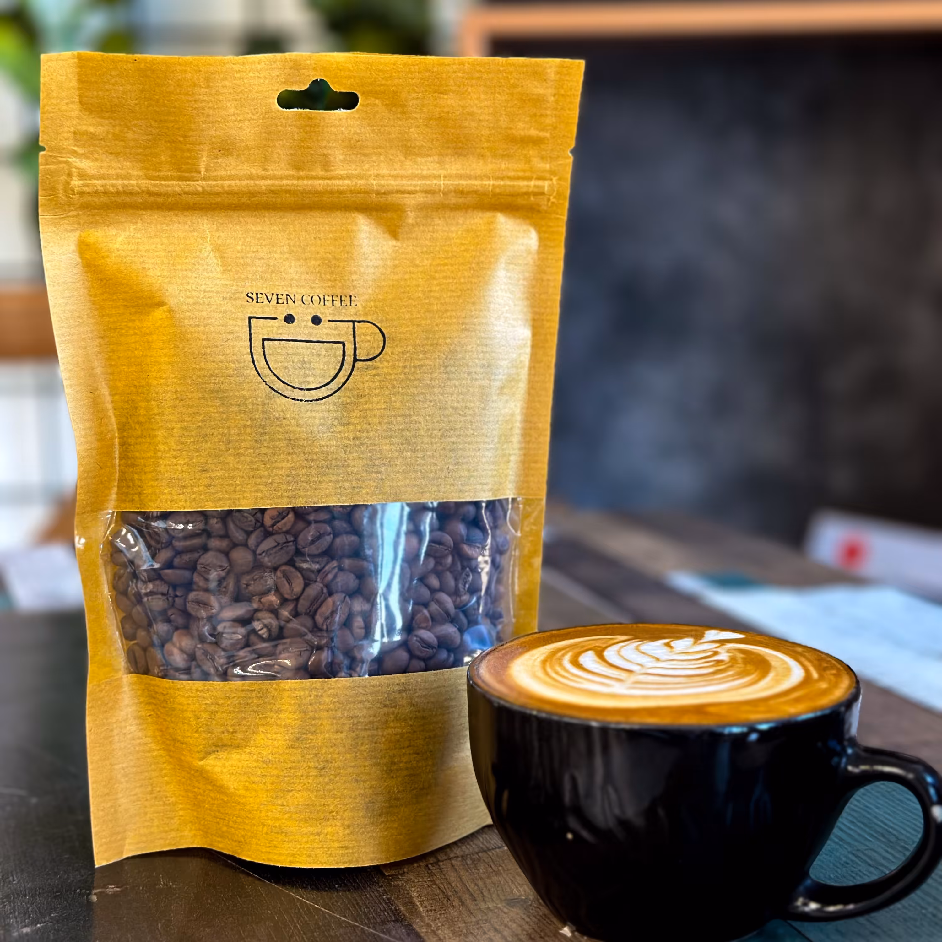 دان قهوه 50 درصد عربیکا 50 درصد روبوستا در بسته بندی 500 گرمی