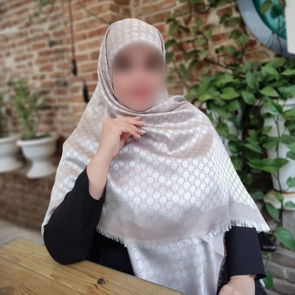 روسری نخ ابریشم ژاکارد دورو لمه دار ریشه پرزی کیفیت بی نظیر قواره 140 کد8