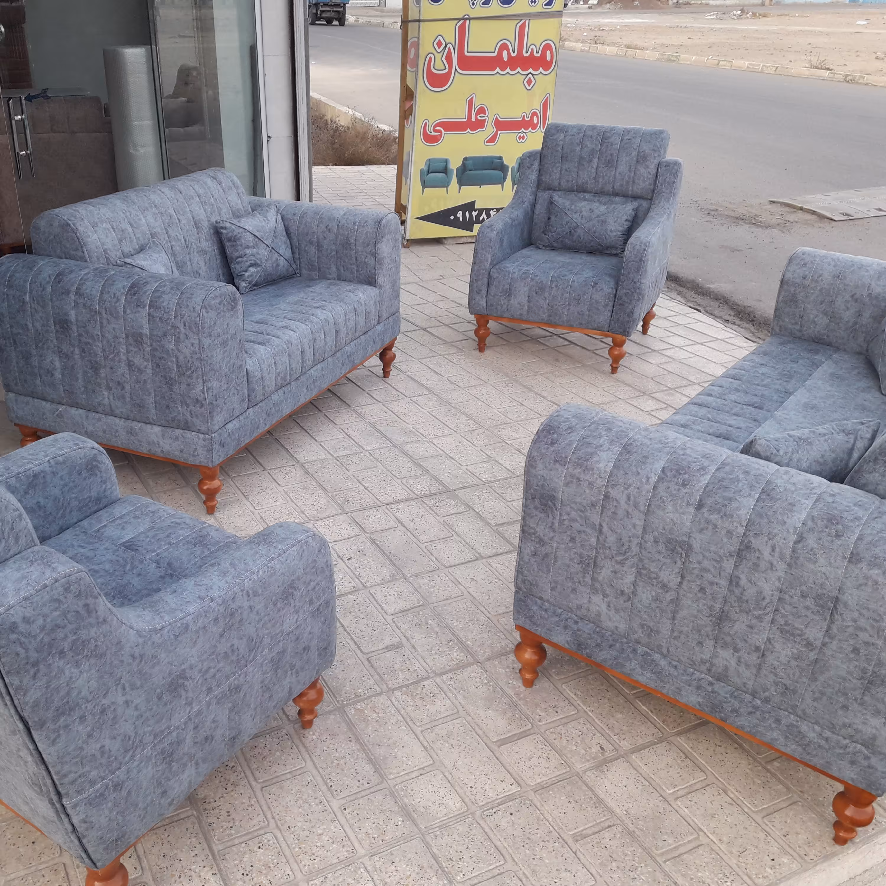 مبل راحتی مدل نگین در تنوع رنگ بندی