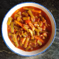 ترشی لوبیا  گوجه خانگی با سرکه طبیعی 660 گرم