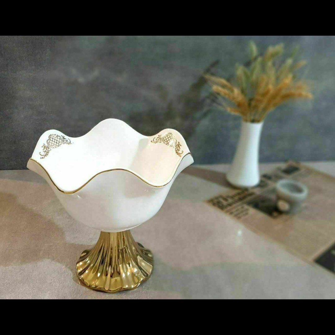 کاسه شکلات آرتور با پایه چینی PVD