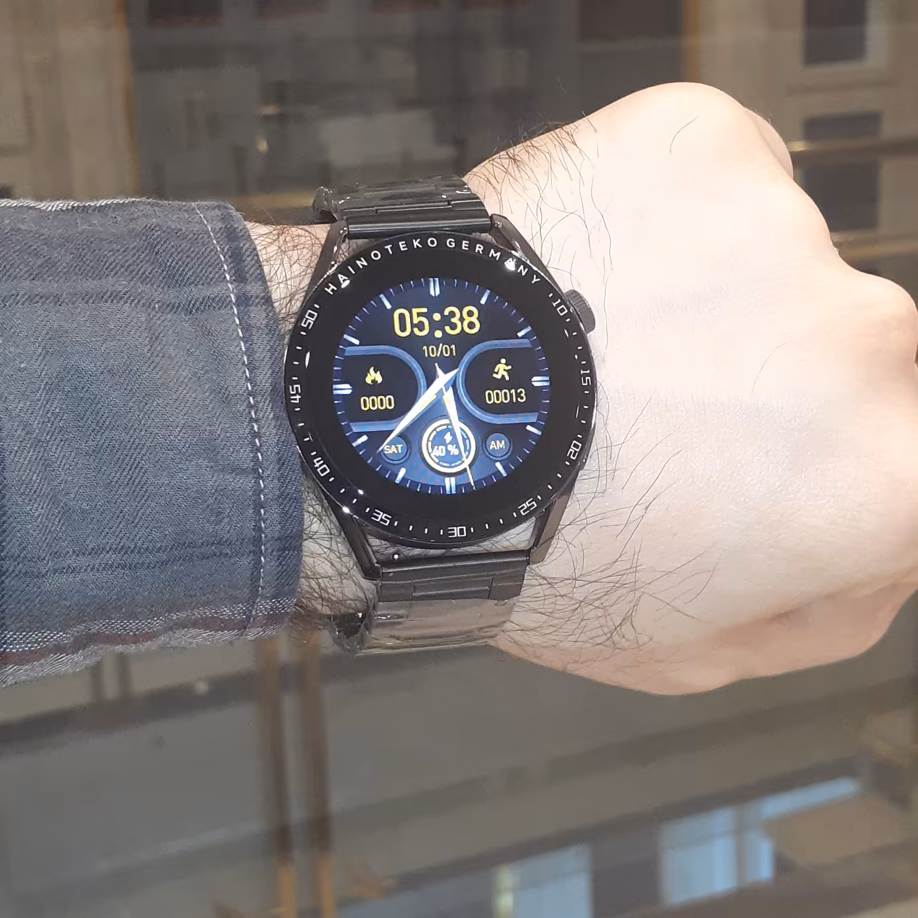 ساعت هوشمند rw14  صفحه گرد همراه 3 عدد بند از شرکت هاینوتکو المان