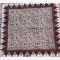 سفره ورومیزی قلمکاری سنتی طرح بادامی سایز 80سانت