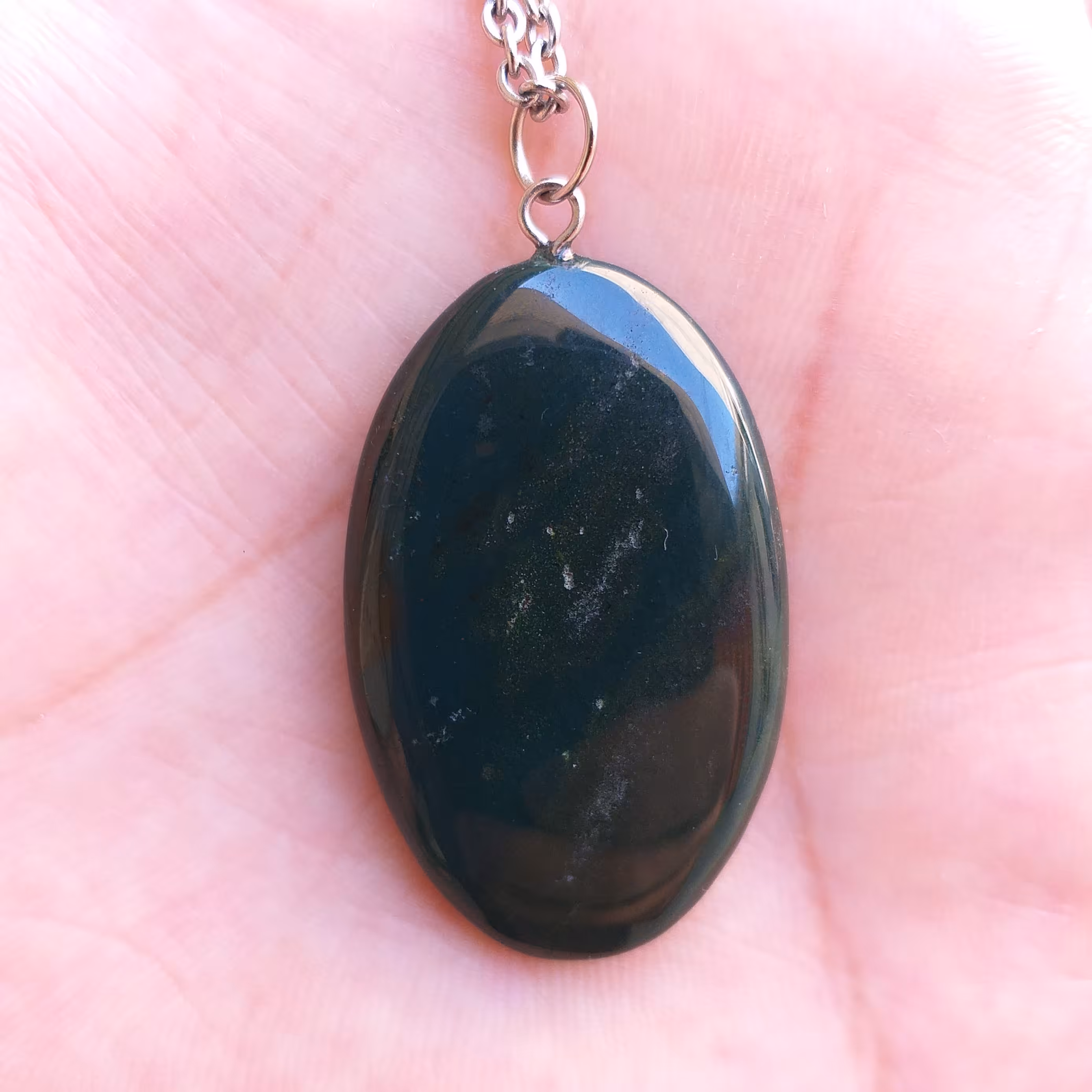 گردنبند سنگ خون هندی اصل،معدنی و زیبا همراه زنجیر استیل،کمترین قیمت بازار تضمین اصالت.کیفیت و قیمت