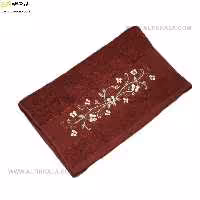 حوله دستی گلدوزی زرشکی برند ماندگار سایز 40×80