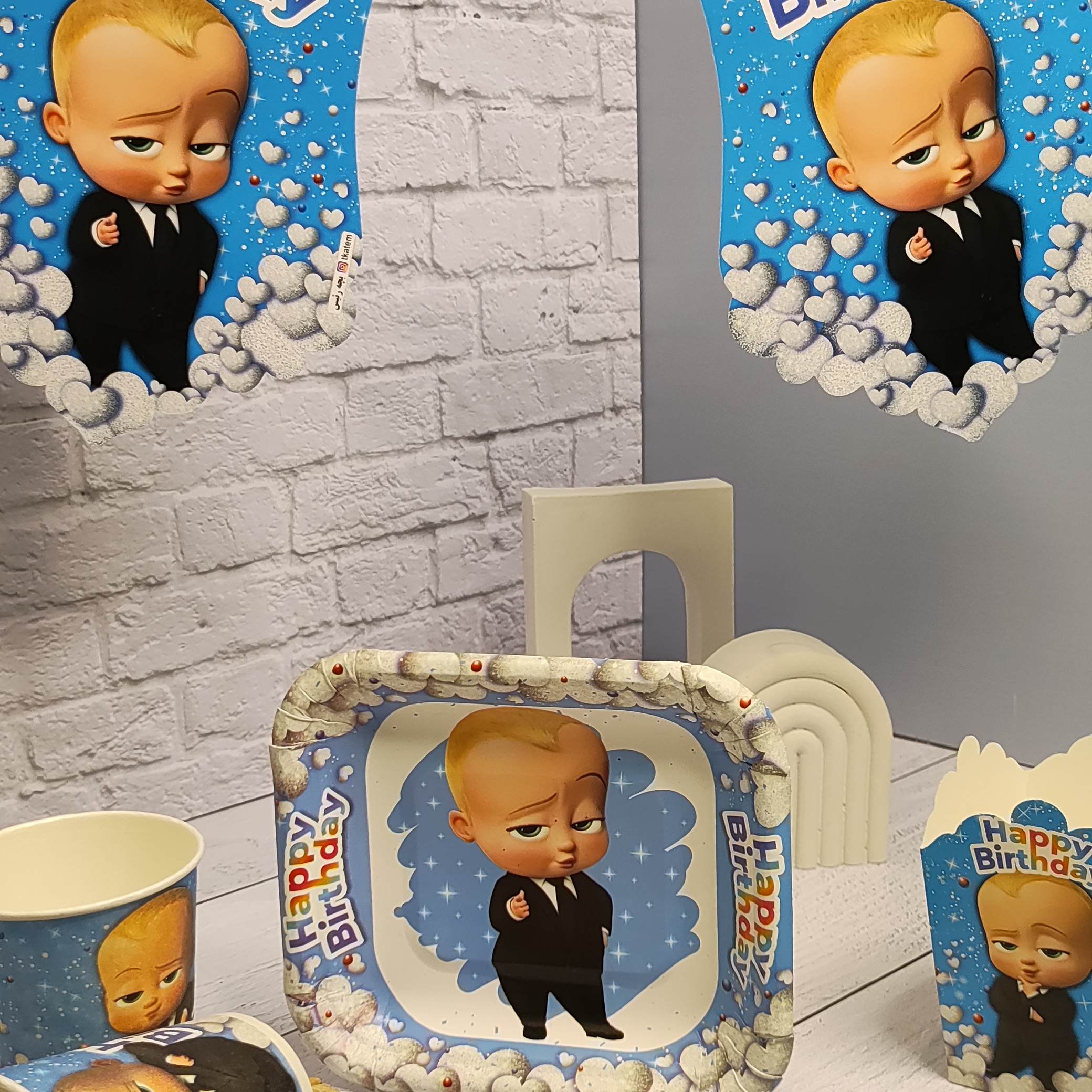 تم تولد بچه رییس 12نفره