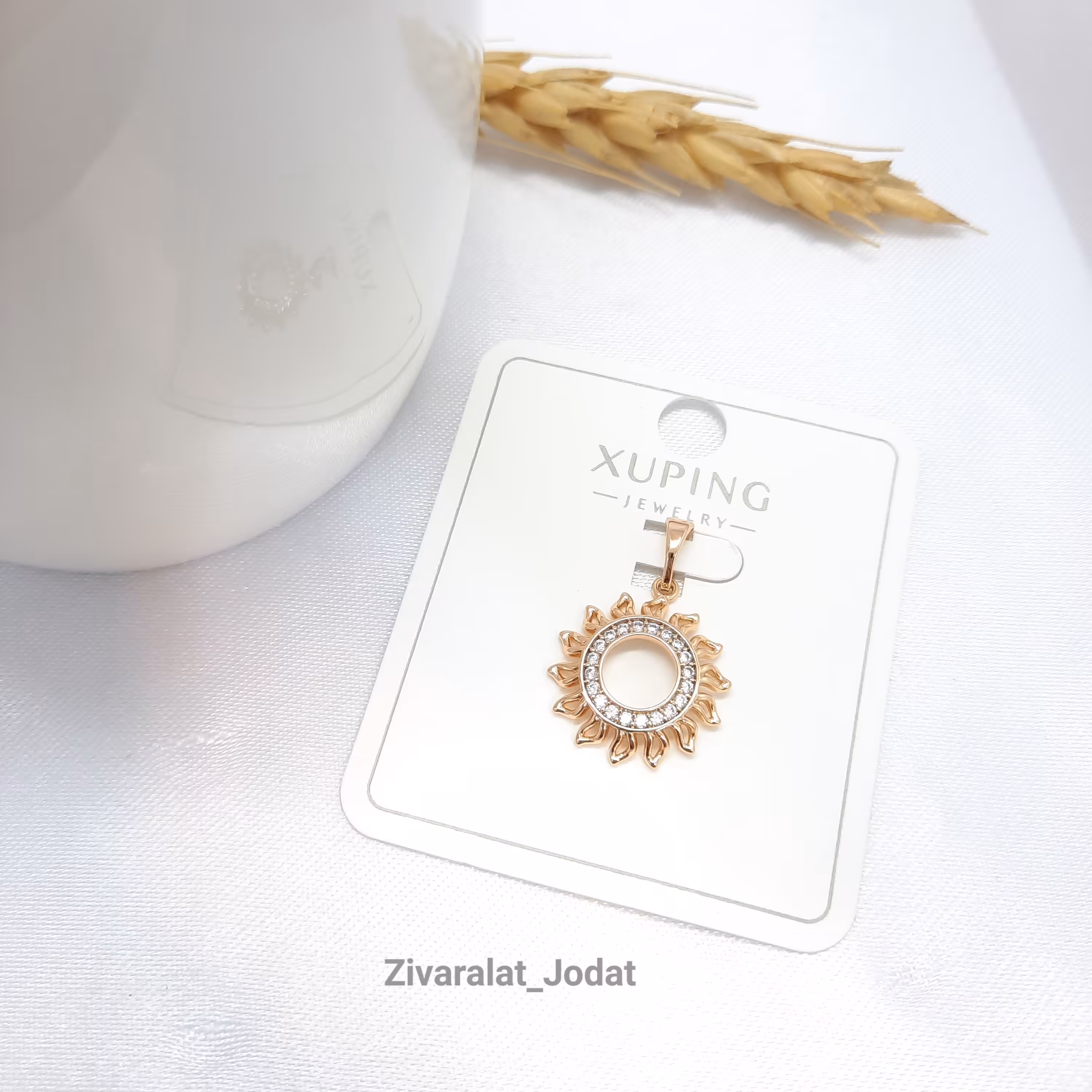 مدال نگین دار طرح خورشید ژوپینگ کدM31