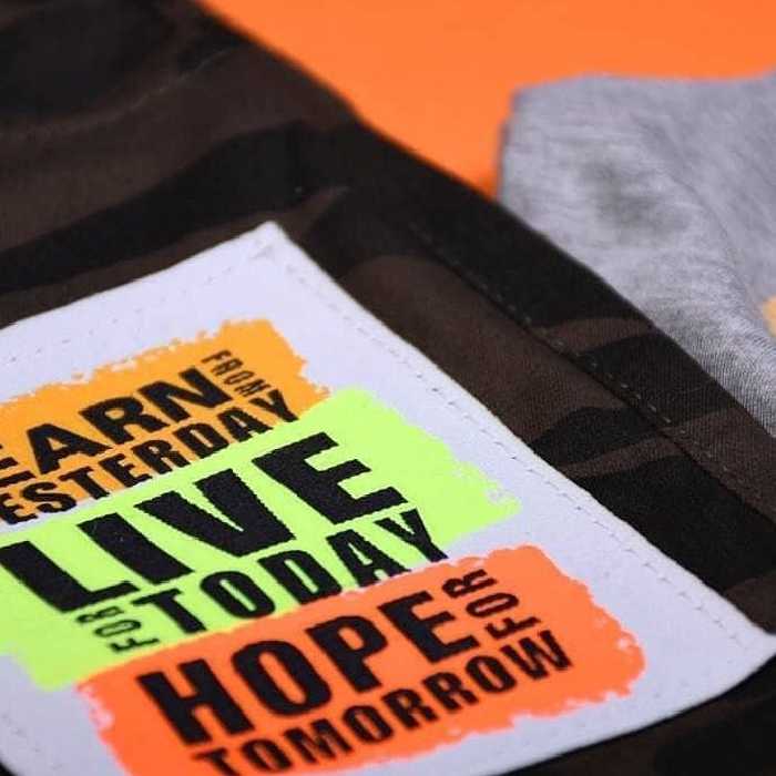 🔰تاپ شلوارک طرحSURF🔰

👫خواهر برادری👫

سایز3،4قیمت178.000تومان
سایز5،6قیمت185.000تومان
سایز7،8قیمت191.000تومان


📊تع