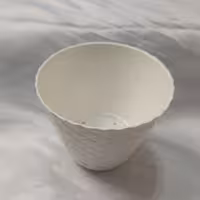 گلدان پلاستیکی مدل آناناسی سایز 10 رنگ سفید با زیرگلدانی سرخود