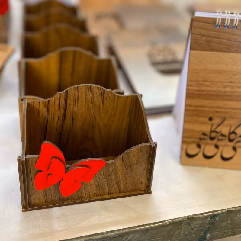 جا کاغذی طرح پروانه