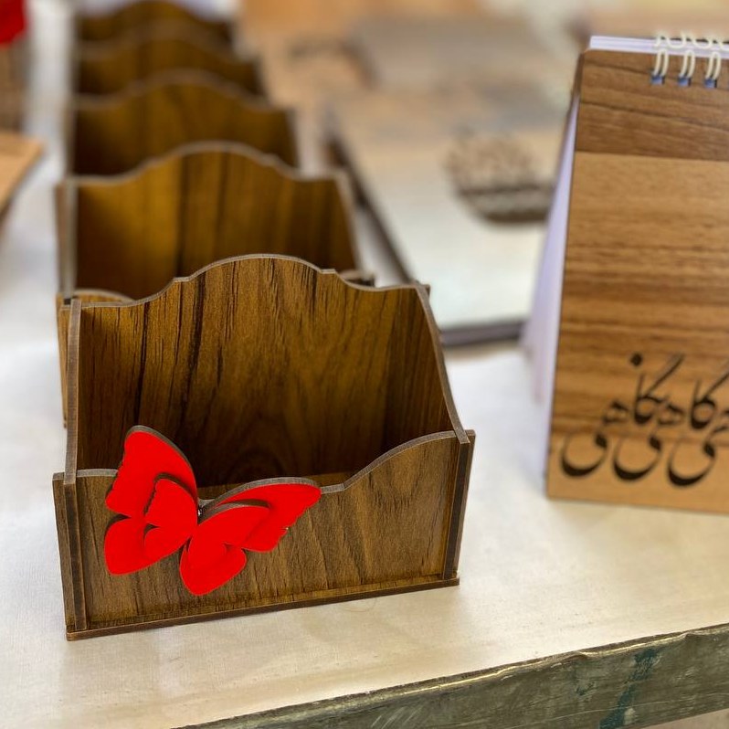 جا کاغذی طرح پروانه