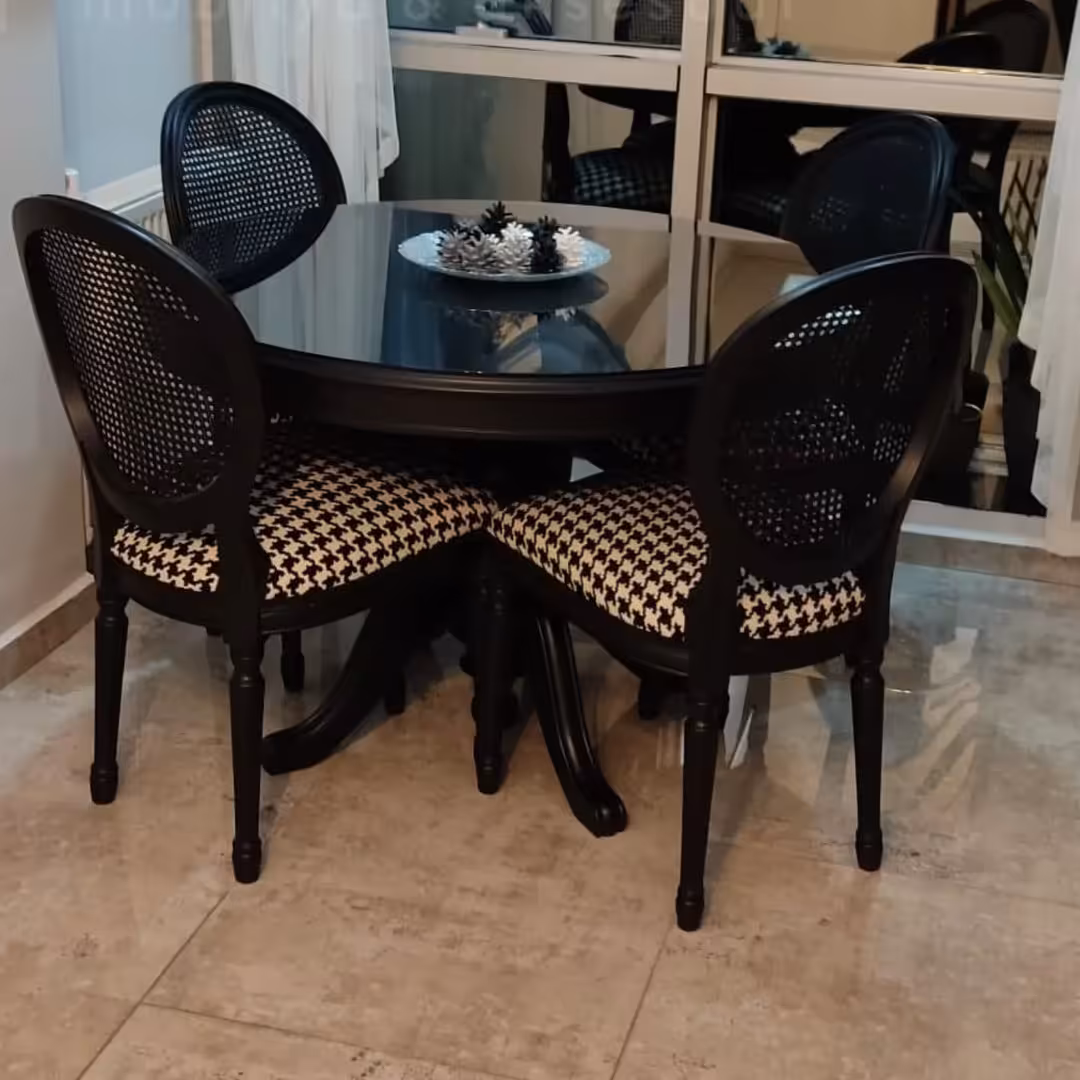 میز غذاخوری