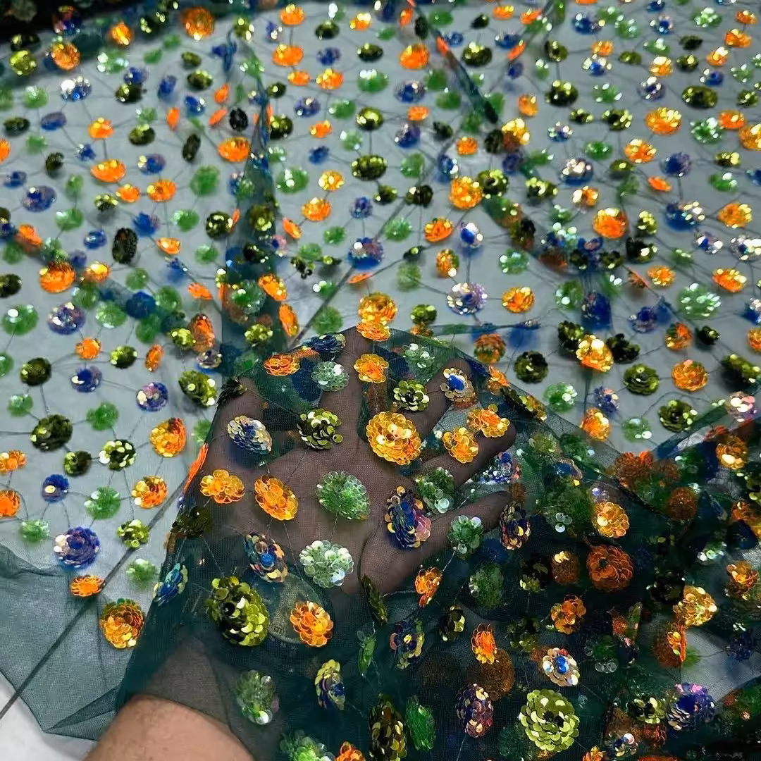 پارچه دانتل پولکی رنگارنگ طرح نقلی