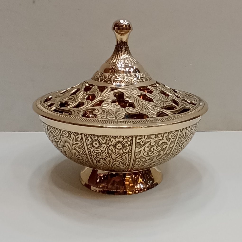 شکلات خوری برنجی 
