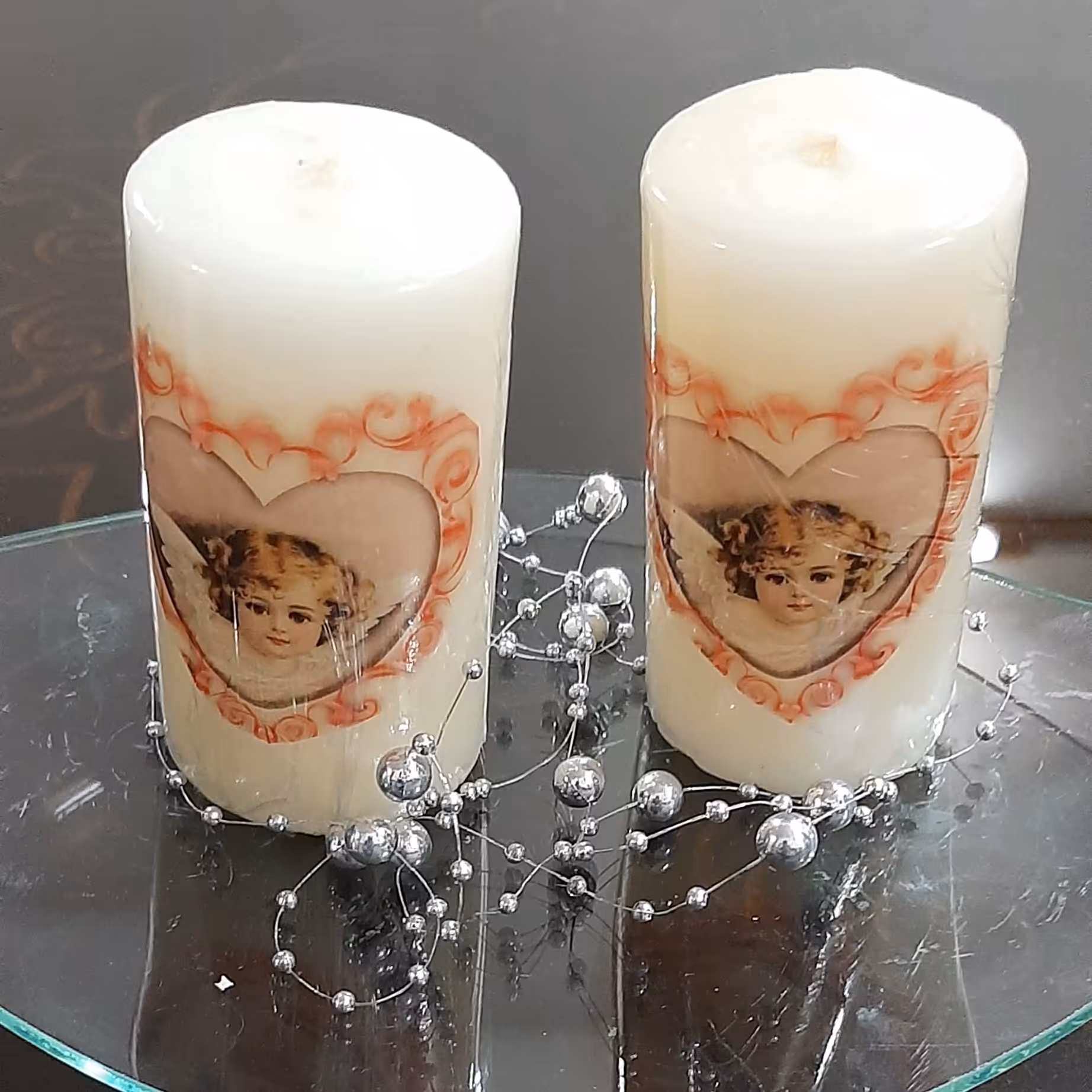 شمع استوانه ای باطرح فرشته