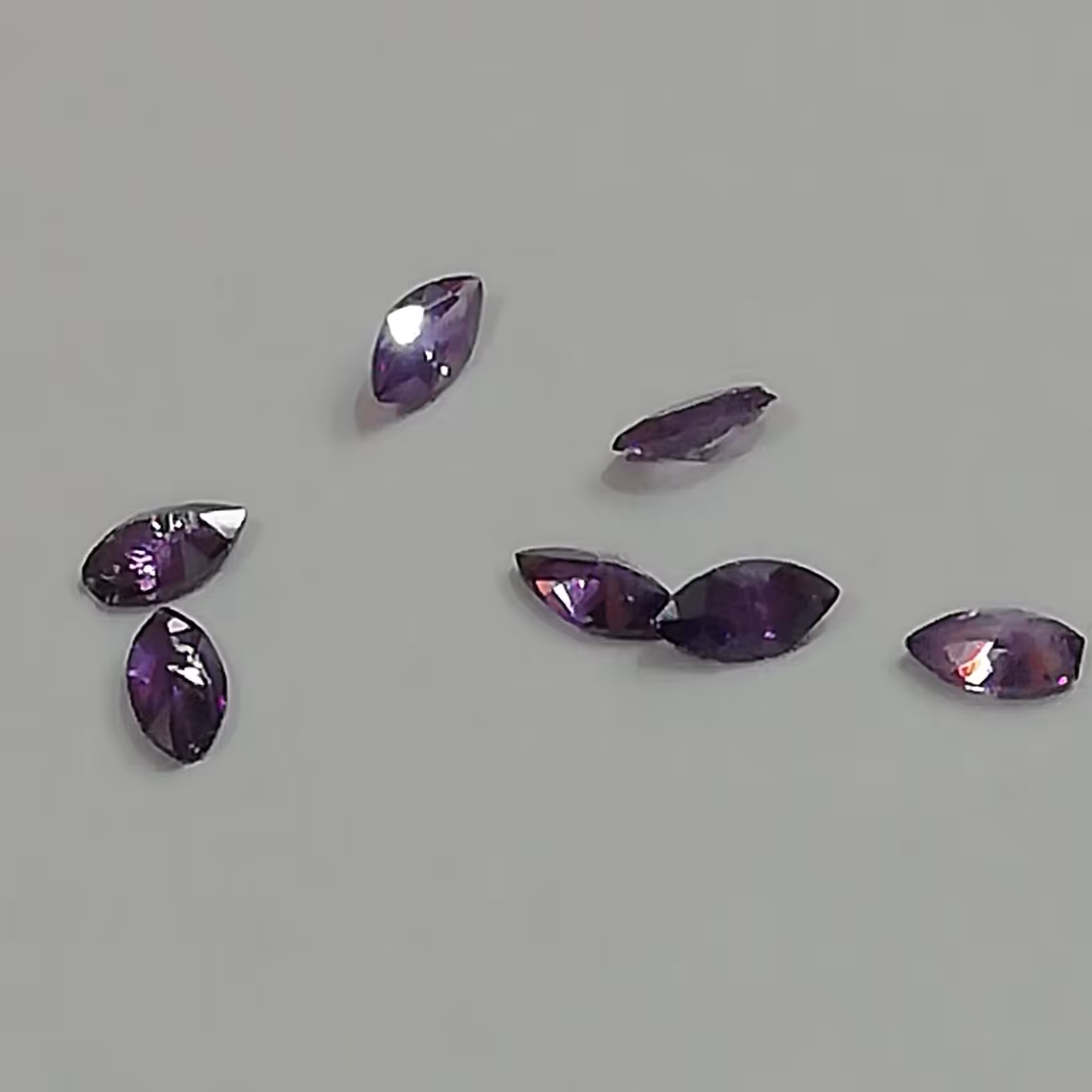 سنگ آماتیست ریز