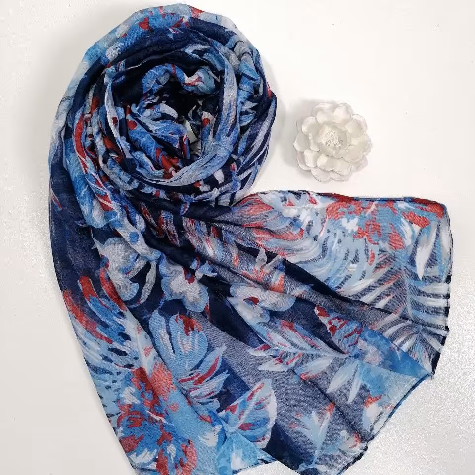 شال نخی لبه دوخت آبی سورمه ای