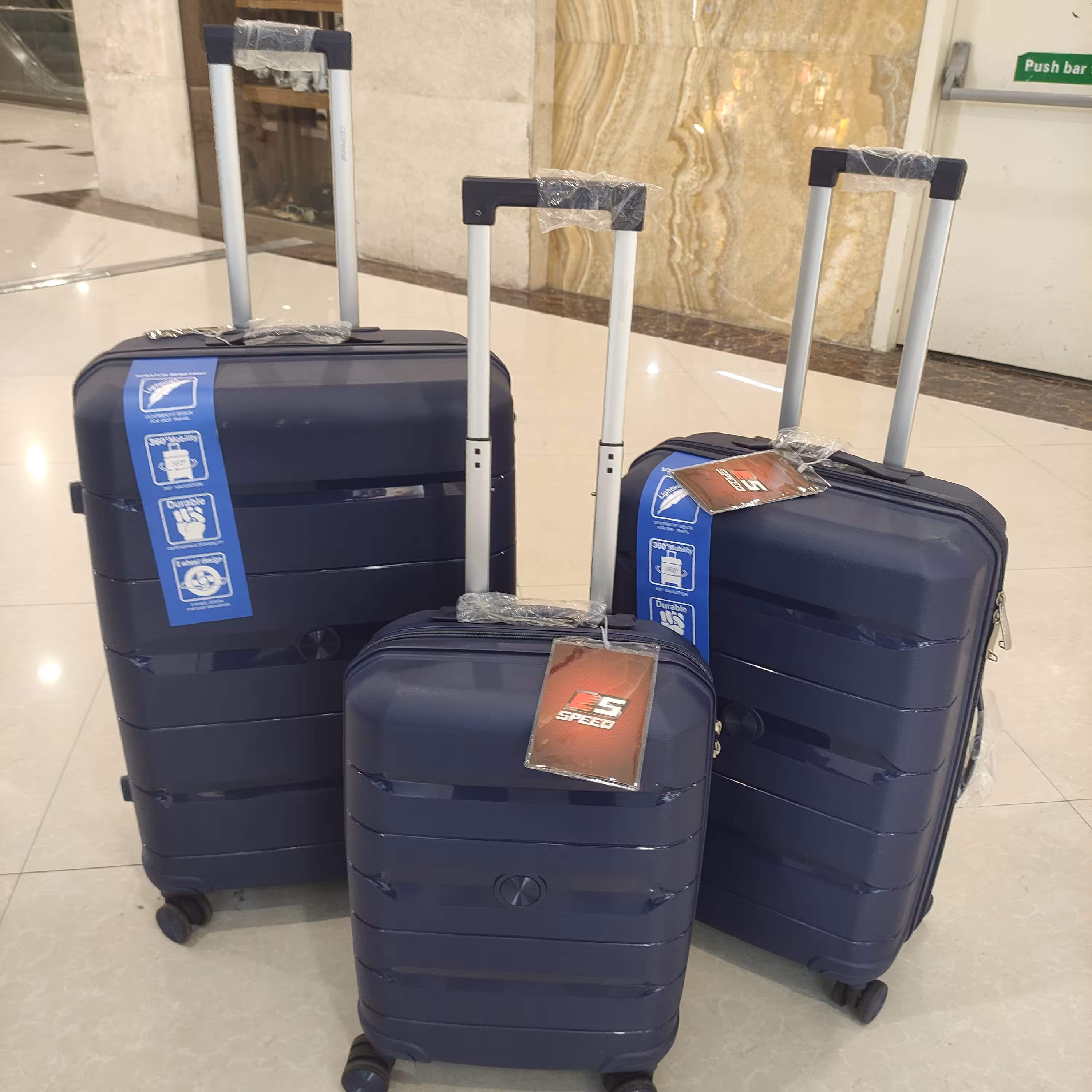 چمدان فایبر گلاس خارجی درجه یک