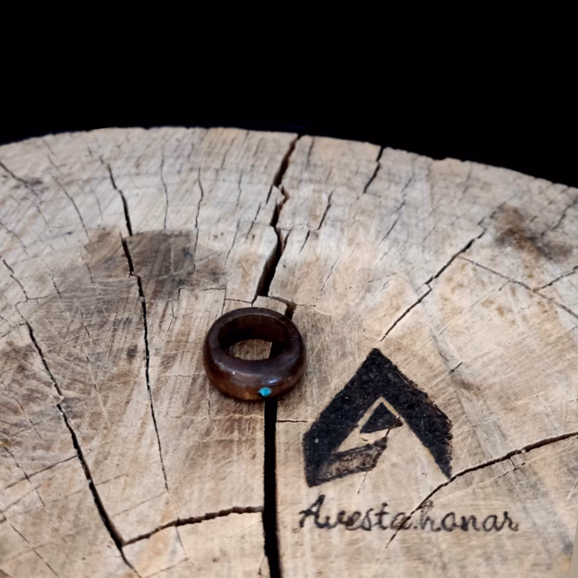 انگشتر چوبی نگین فیروزه 