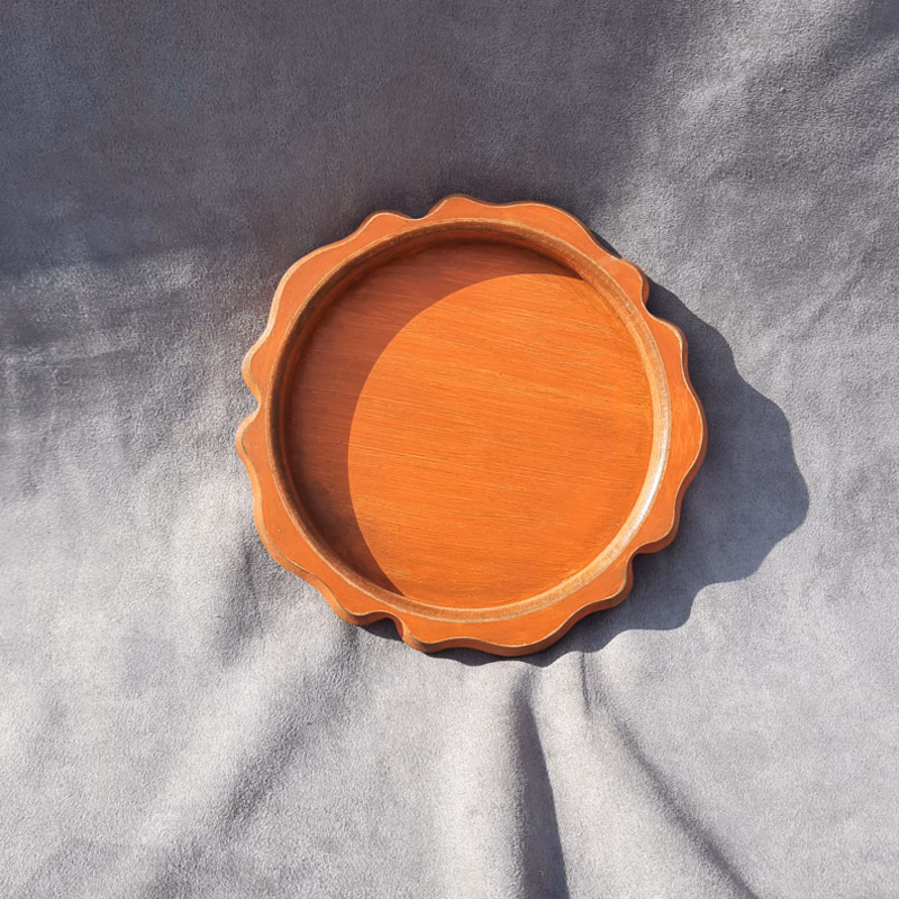 سینی چوبی مدل پتینه کاری و کهنه کاری قطر 21 سانتیمتر