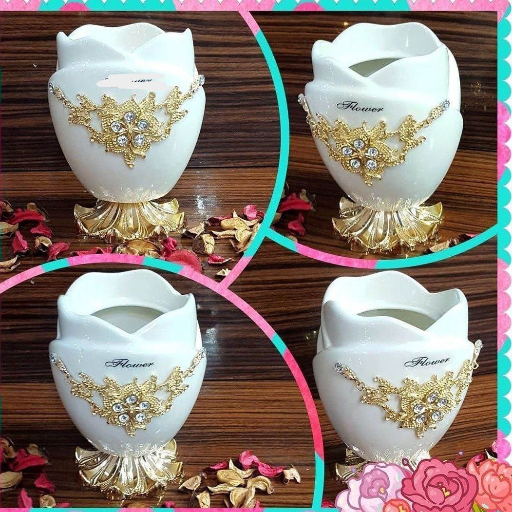 جا کاردی چینی با گل فلزی و پایه اکرولیک