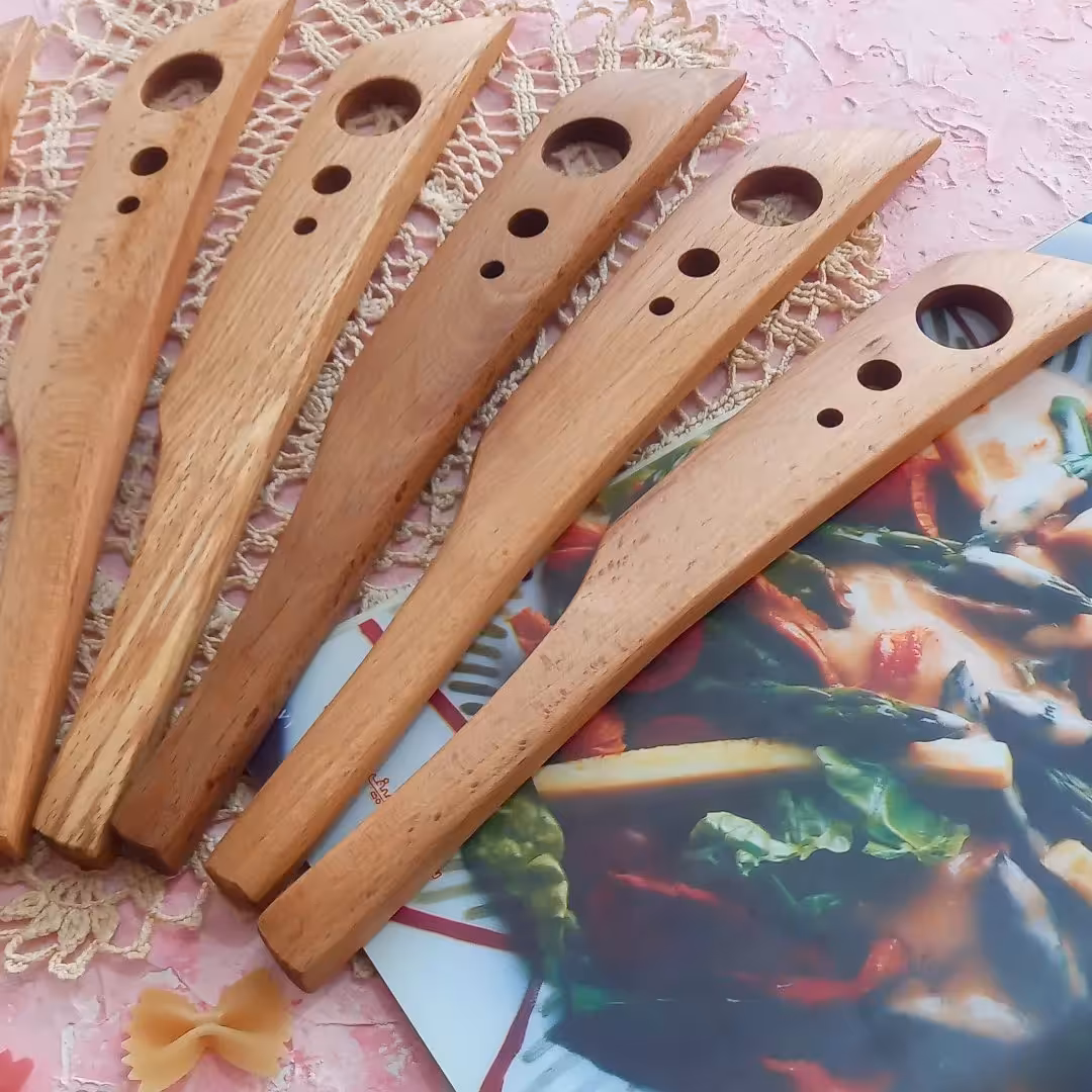 کفگیر سرخ کردنی چوبی دست ساز بارلی 26 سانتی چوب راش