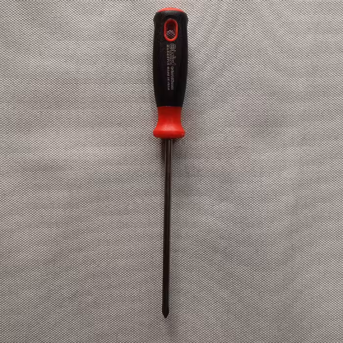 پیچ‌گوشتی چهارسو میکا سایز 150*6