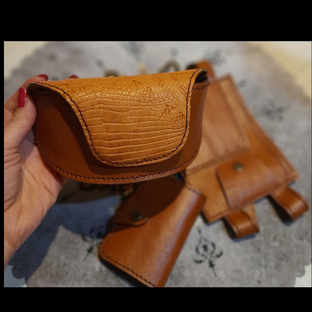 ست جا عینکی جا کارتی جا مدارکی ماشین چرم گاوی