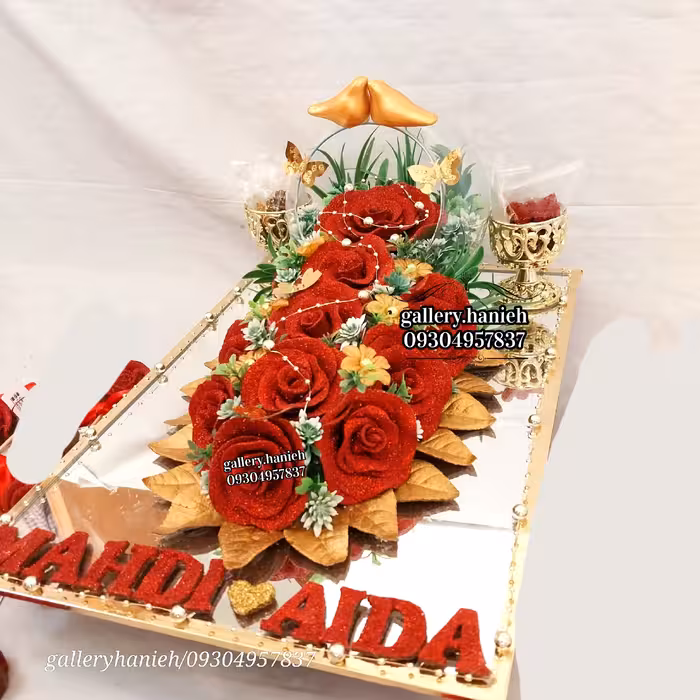 سینی حنا طرح آبشاری با جوجه و جام گیفت قلبی