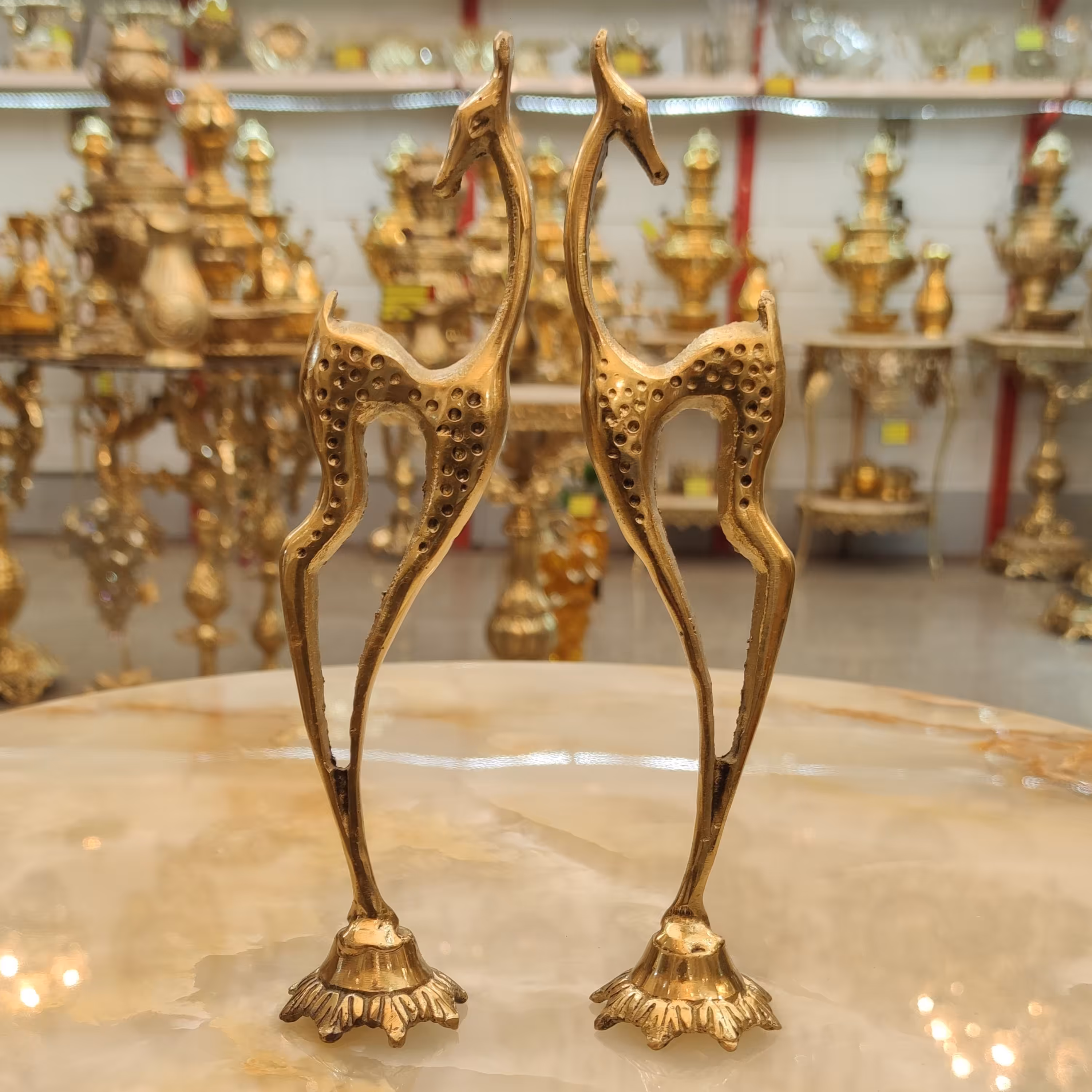 مجسمه برنزی طرح آهو ایستاده پایه کوچک کد 1224