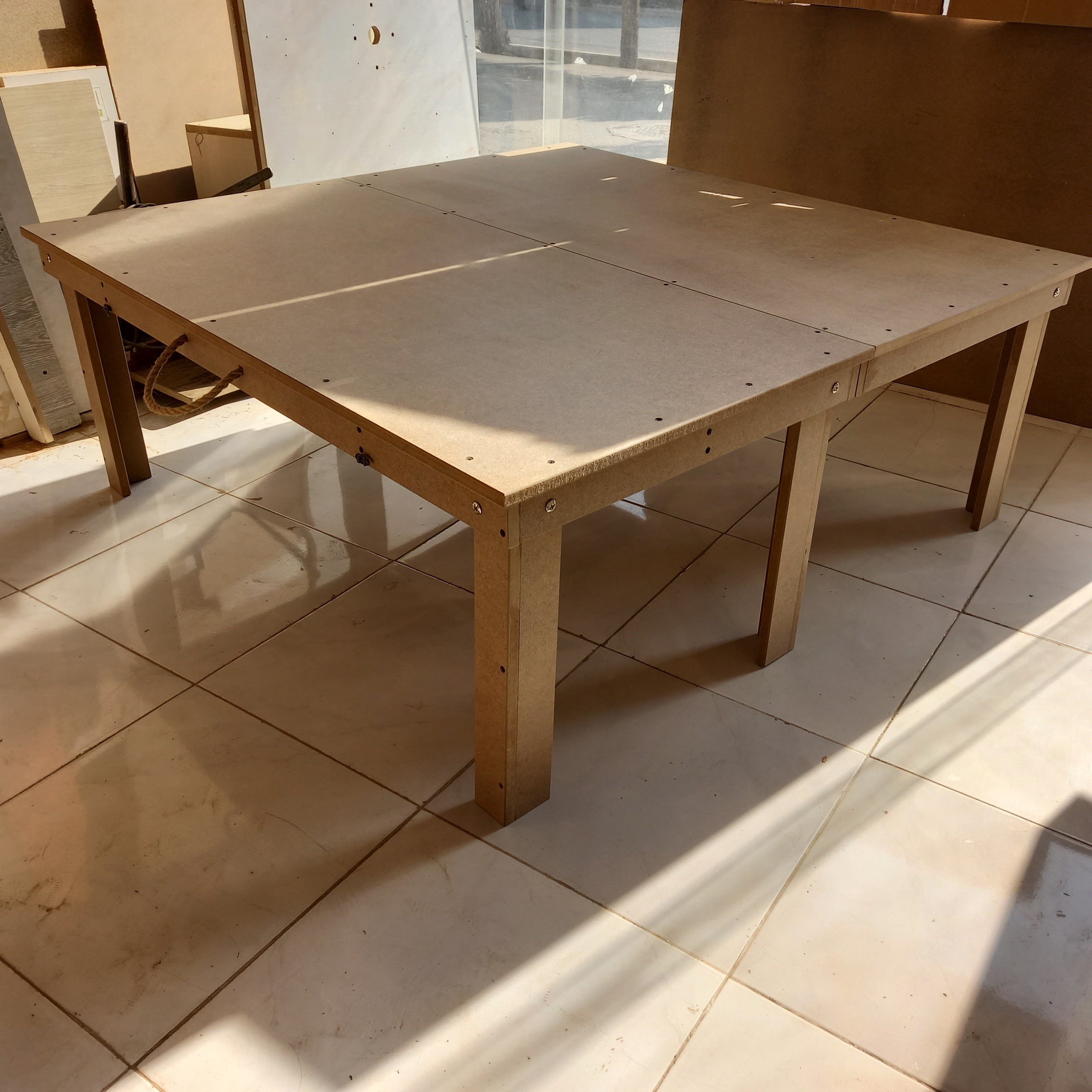 میز تاشو مدل M120120461 ( ارسال رایگان ) MDF خام سایز 120 در 120 سانتی متر