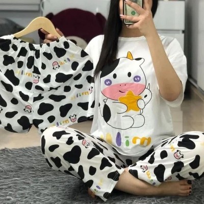 ست بلوز و شلوار و شورتک سه تکه کره ای طرح گاو ستاره دار کد 091