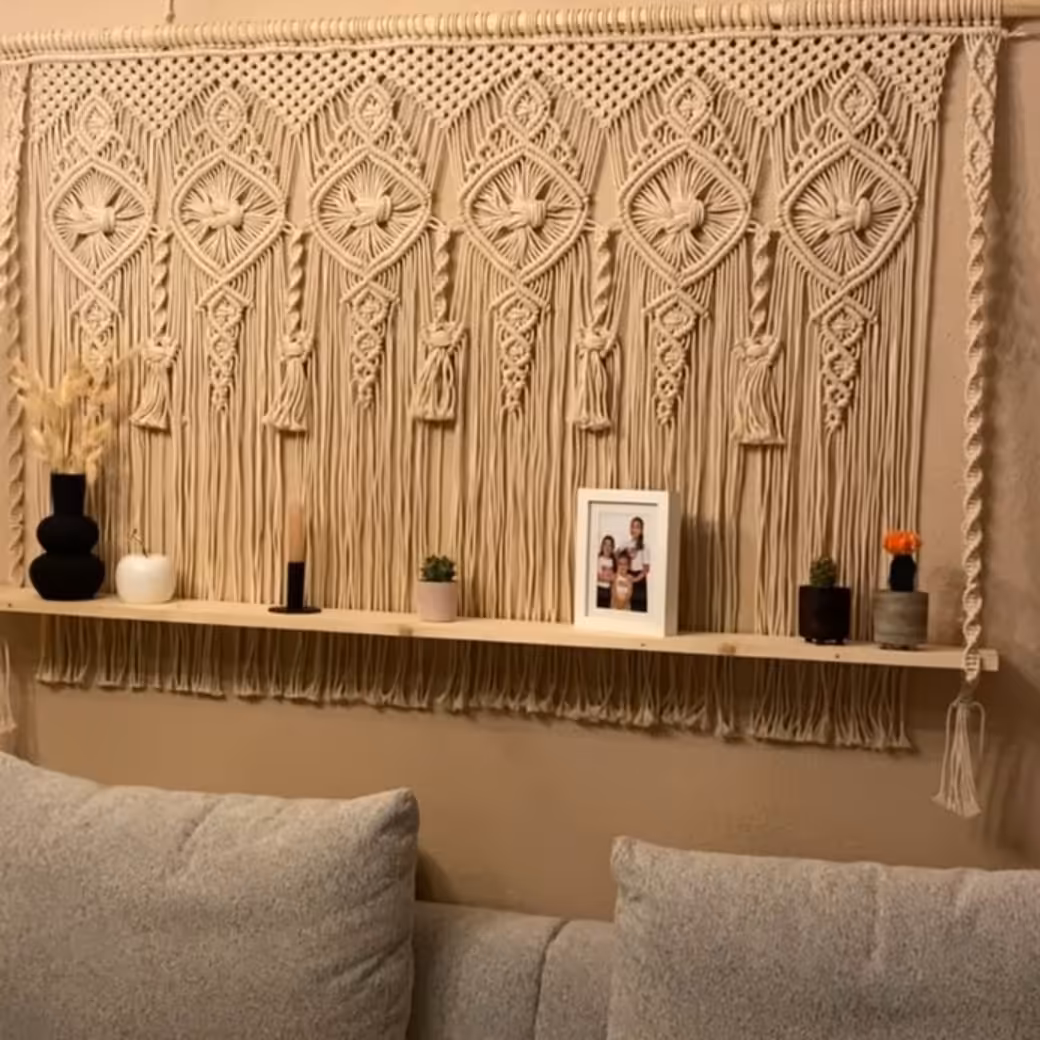 شلف مخصوص بالای تخت خواب (پس کرایه)