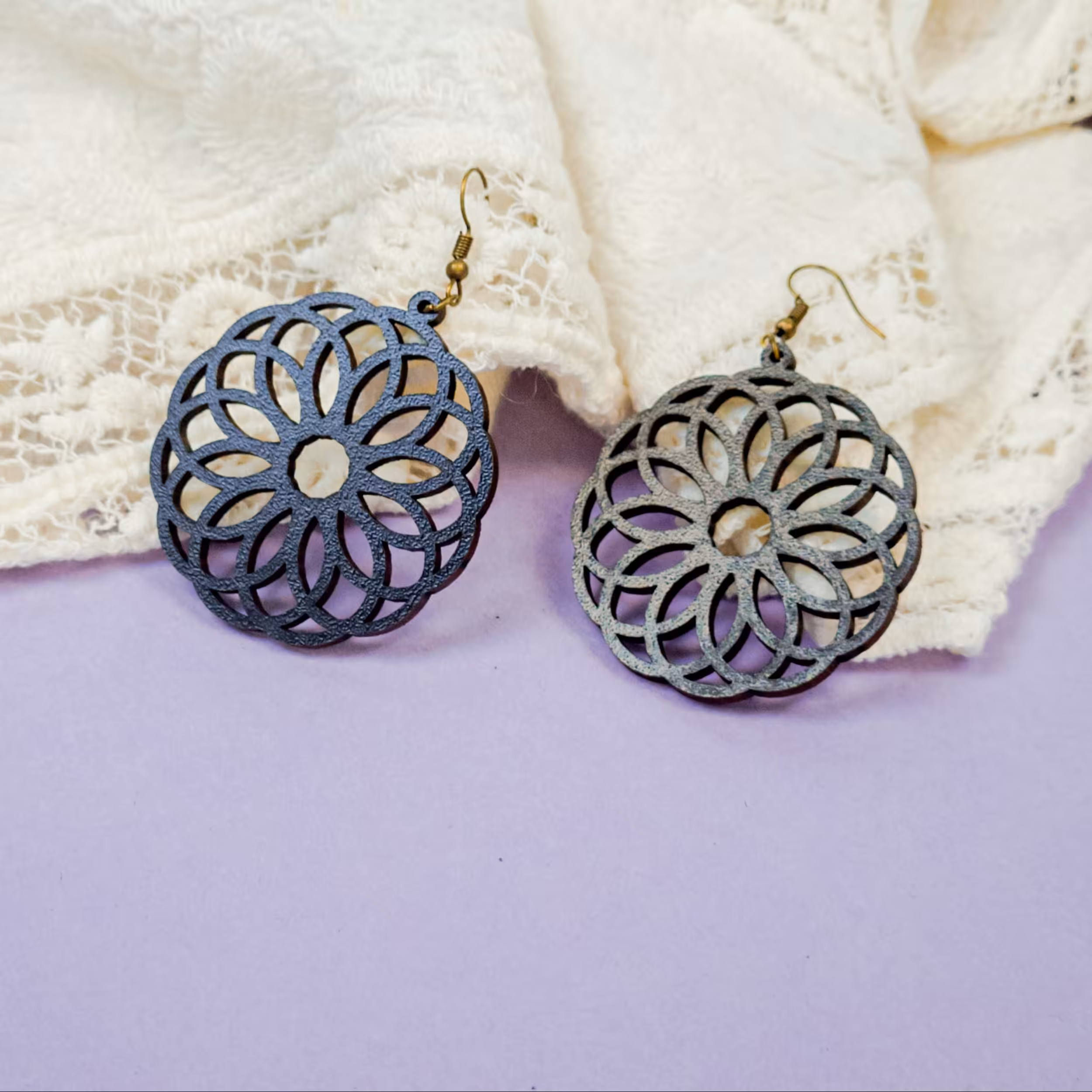 گوشواره چوبی دخترانه مدل شمسه کد G-SH 210