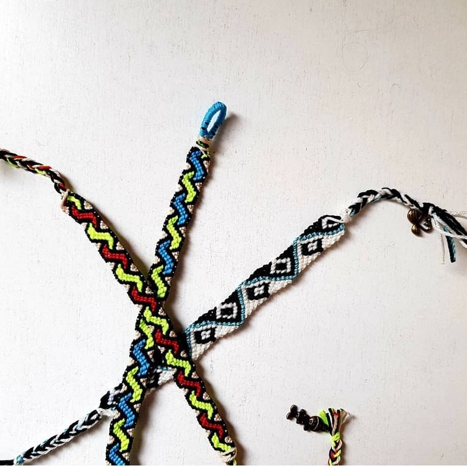 دستبند دوستی حلالی و مربعی