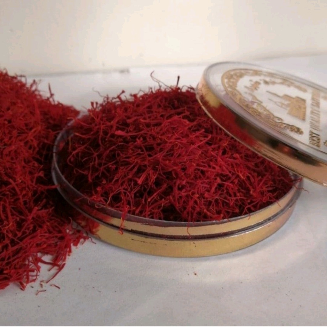 زعفران سوپر نگین نیم مثقالی 