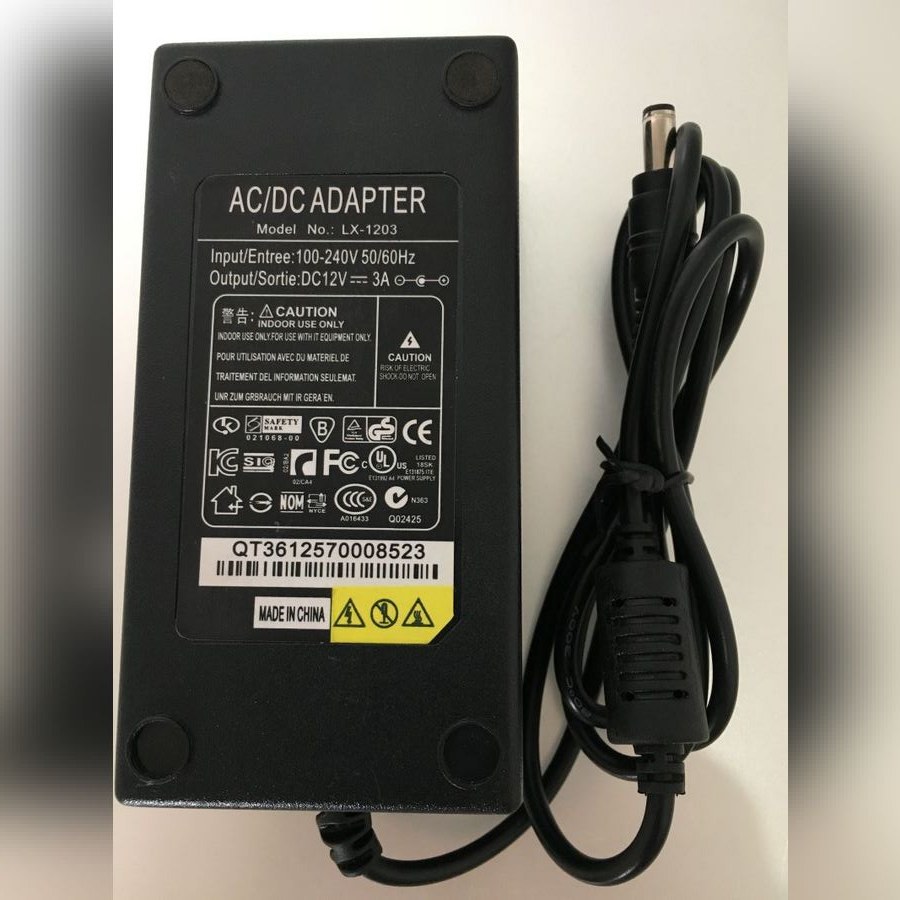 آداپتور 12 ولت 3 آمپر سوئیچینگ بین راهی LX-1203