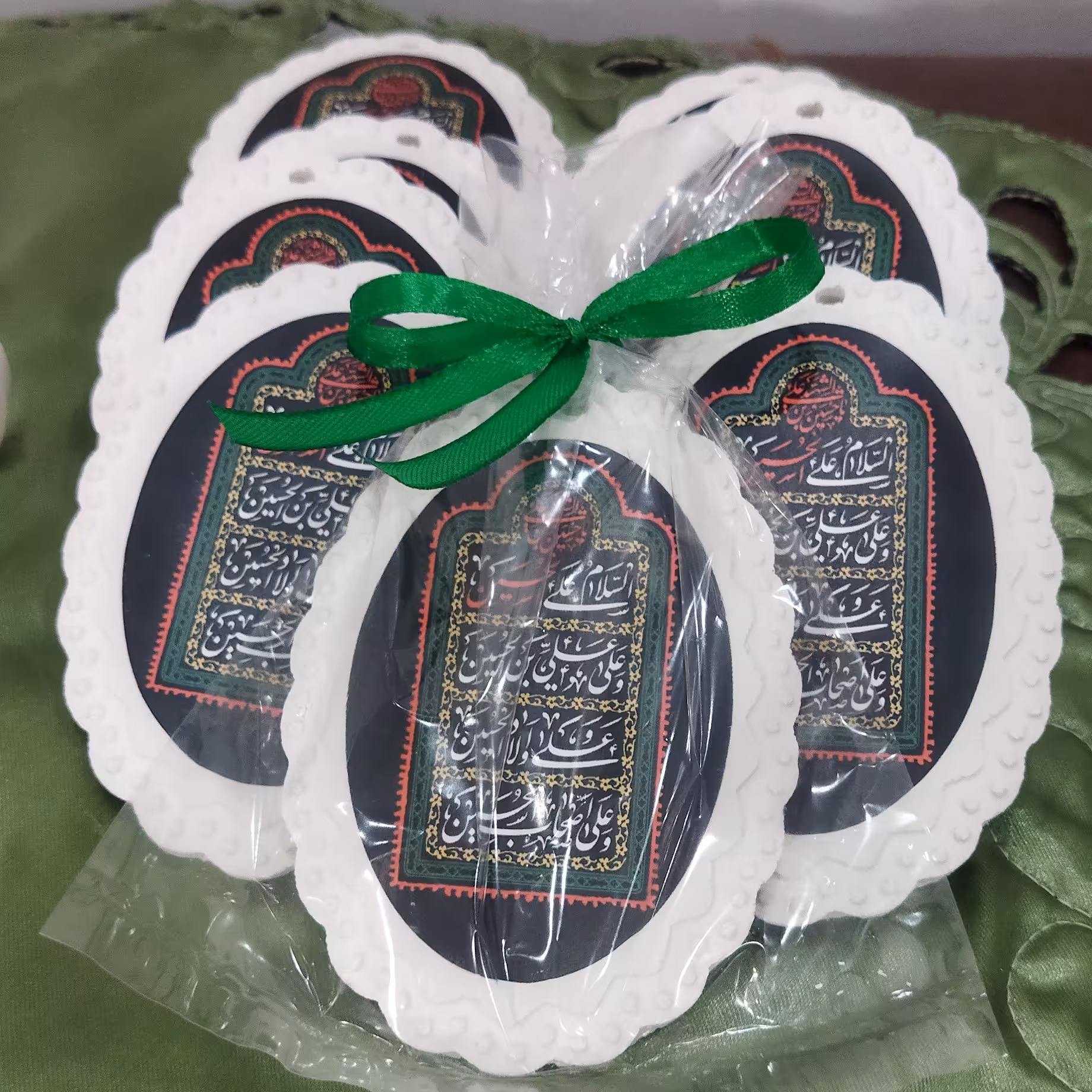 (پک ده عددی)گیفت مذهبی،ویژه انواع مراسمات  و نذورات مذهبی ،مناسب برای انواع  جشن ها و سفرهای مذهبی و نذری