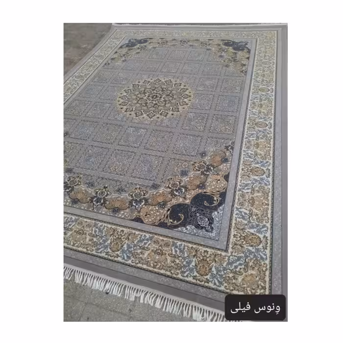 فرش ماشینی ارزان قیمت  500 شانه 9 متری طرح 700 مدل  ونوس رنگ فیلی