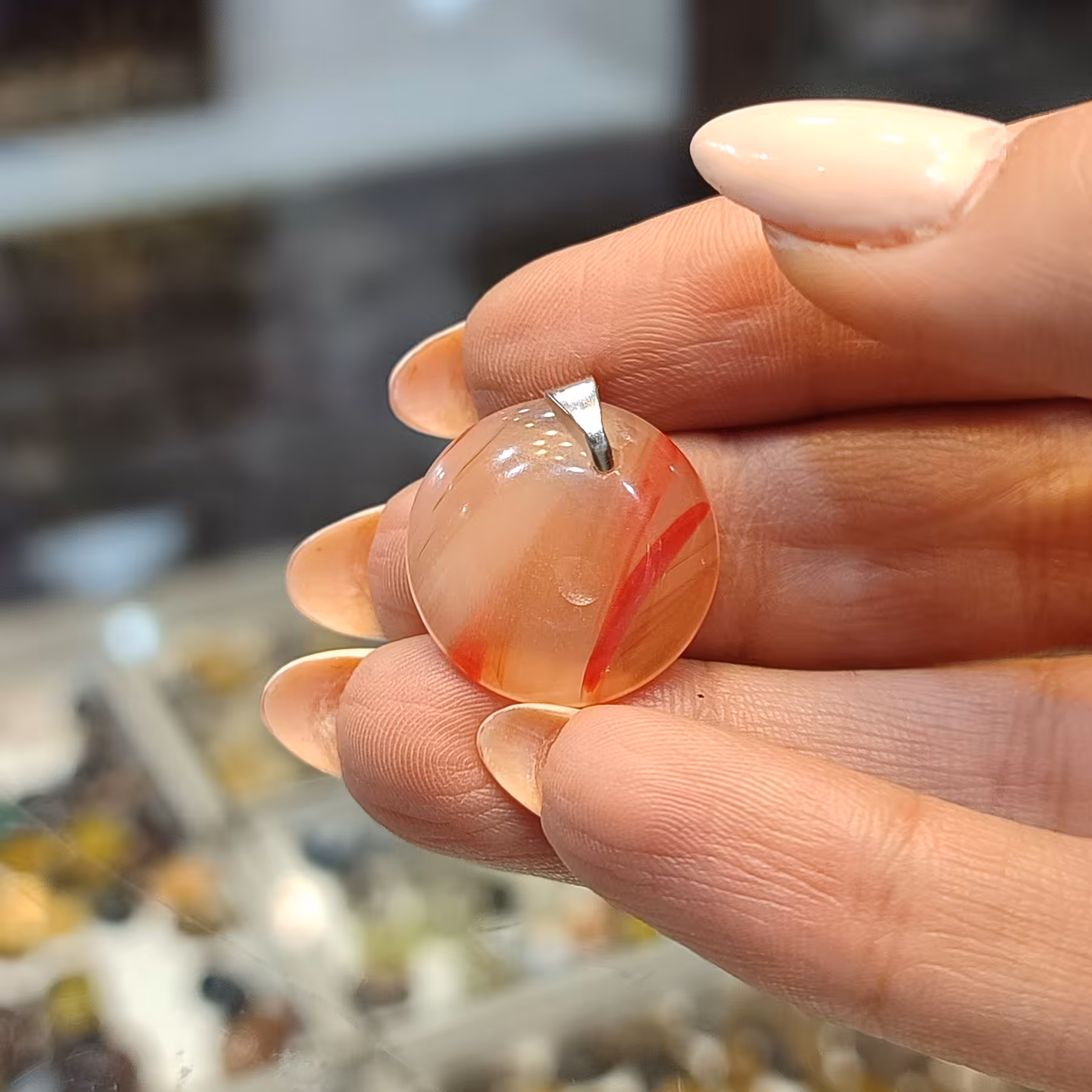 گردنی عقیق مصور رگه دار خونی فاخر